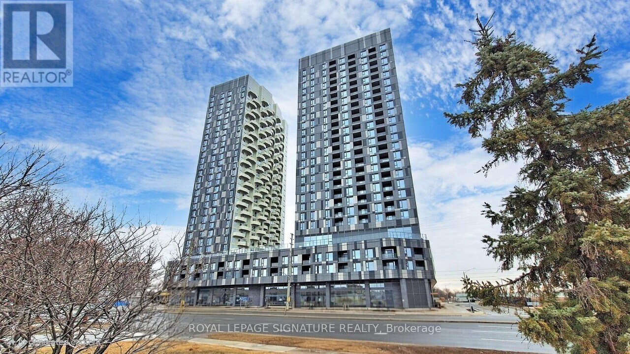 498 Caldari Rd in Vaughan, ON - Building Photo