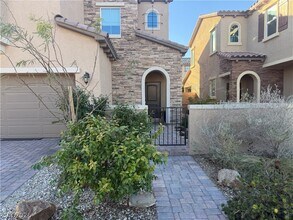 8067 Tank Loop St in Las Vegas, NV - Building Photo - Building Photo