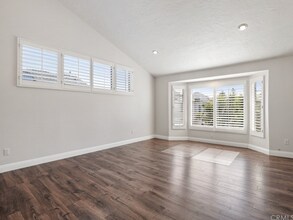 5323 Coldwater Canyon Ave in Los Angeles, CA - Building Photo - Building Photo