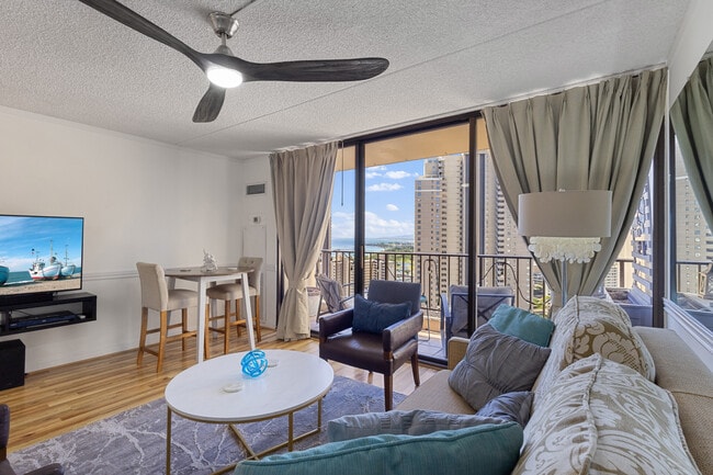 property at 411 Hobron Ln