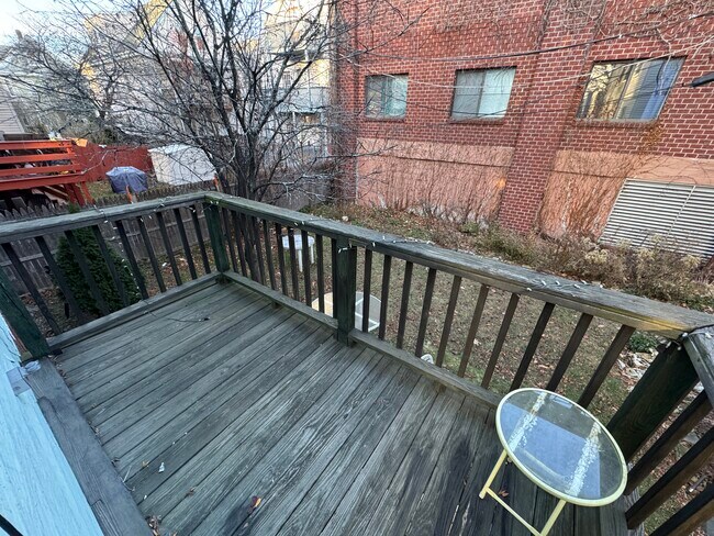 377 Highland Ave, Unit 1 in Somerville, MA - Building Photo - Building Photo