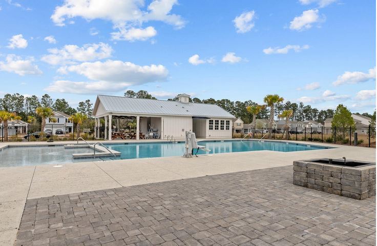 246 Sweet Cherry Ln in Summerville, SC - Building Photo