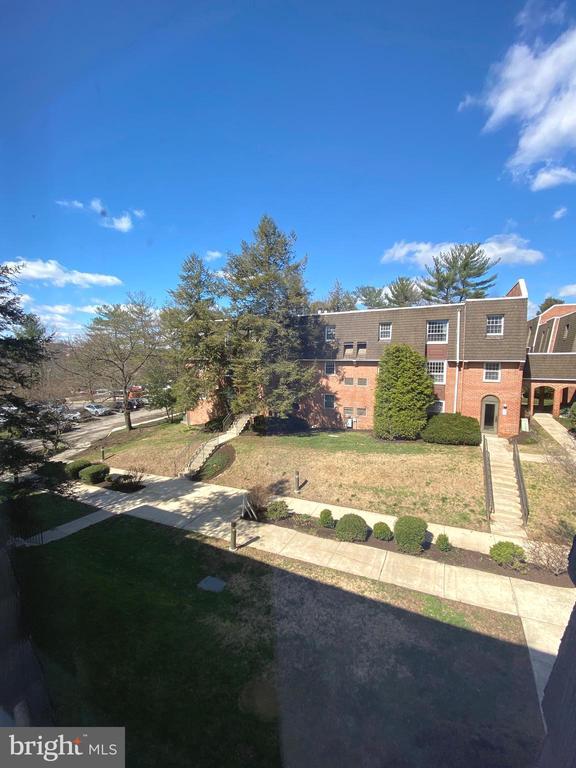 4000 Gypsy Ln in Philadelphia, PA - Building Photo - Building Photo