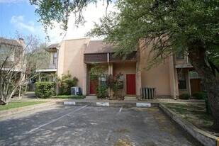 8418 Fathom Cir in Austin, TX - Building Photo