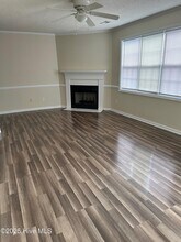 3917 Sterling Pointe Dr in Winterville, NC - Building Photo - Building Photo
