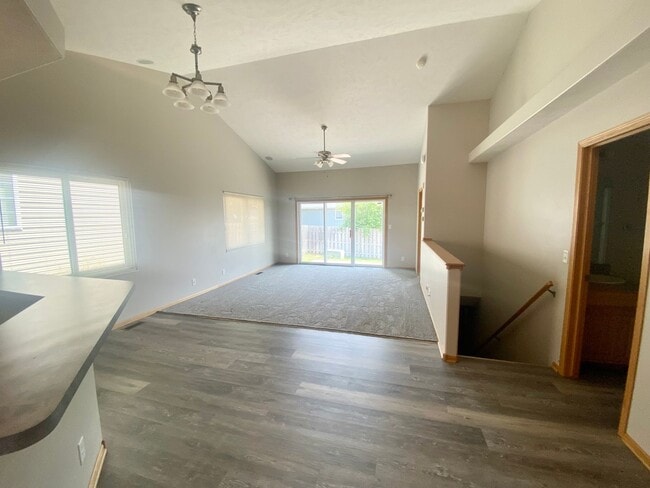 6924 Whitewater Ln in Lincoln, NE - Building Photo - Building Photo