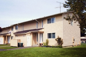 Burndale Homes in Auburn, WA - Foto de edificio