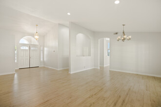 7027 Mission Grove Pkwy N in Riverside, CA - Building Photo - Building Photo