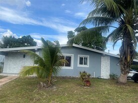 1501 NW 174th St in Miami, FL - Building Photo