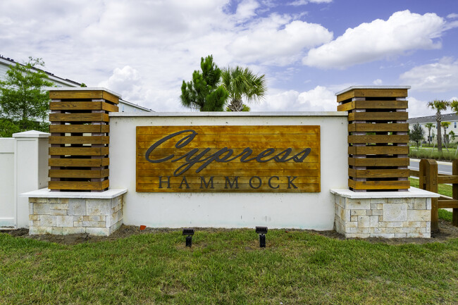 Cypress Hammock in Kissimmee, FL - Foto de edificio - Building Photo