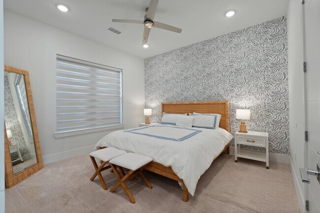 15260 TX-105 in Montgomery, TX - Building Photo - Building Photo