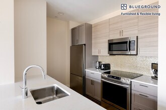 28 Austin St in Newton, MA - Building Photo - Building Photo