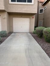 1633 E Lakeside Dr-Unit -63 in Gilbert, AZ - Building Photo - Building Photo