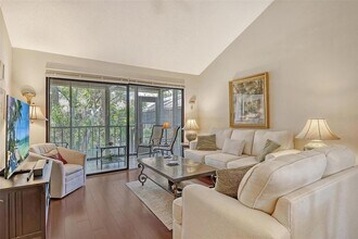 1720 Glenhouse Dr, Unit GL430 in Sarasota, FL - Building Photo - Building Photo