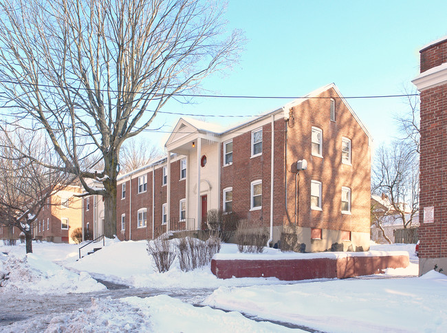 Hughes Apartment in Hartford, CT - Building Photo - Building Photo