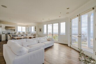 300 19th St in Manhattan Beach, CA - Building Photo - Building Photo