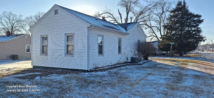 3902 26th St in Moline, IL - Building Photo - Building Photo