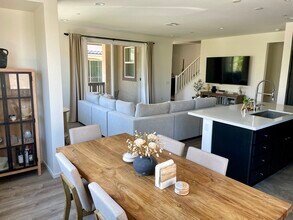 1601 Santa Carolina in San Diego, CA - Building Photo - Building Photo
