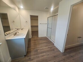 6198 Lazy Mdw Wy in Sparks, NV - Building Photo - Building Photo