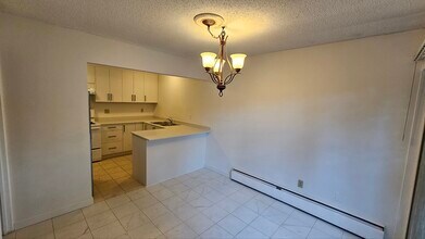 849 Westview Crescent in North Vancouver, BC - Building Photo - Building Photo