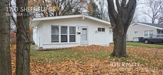 1793 Sheffield Dr in Akron, OH - Building Photo