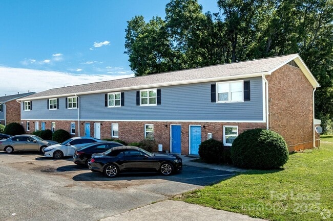 1107 Keswick Pl