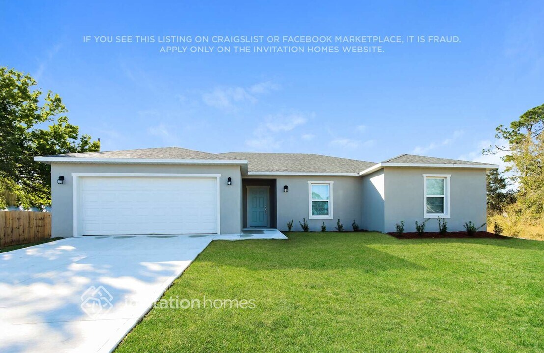 1626 Burgandy St SE in Palm Bay, FL - Foto de edificio