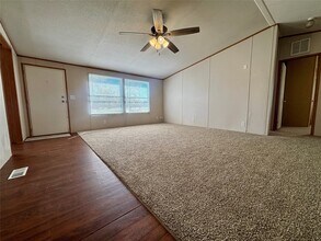 11739 E Old Oak Trail in Willis, TX - Building Photo - Building Photo