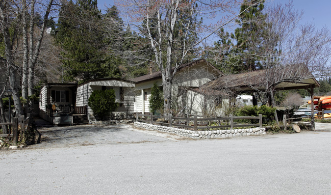 Creekside Trailer Park in Lake Arrowhead, CA - Building Photo - Building Photo