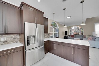 8785 NW 6th St in Coral Springs, FL - Building Photo - Building Photo
