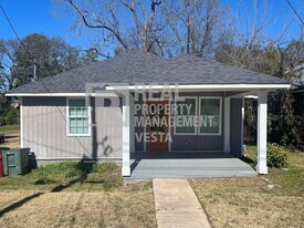 2349 Berthadale Ave in Macon, GA - Building Photo