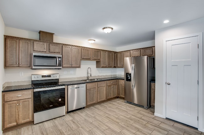311 Evans St in Lyons, CO - Building Photo - Building Photo