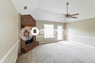 6583 Shaker Ln in Memphis, TN - Building Photo - Building Photo