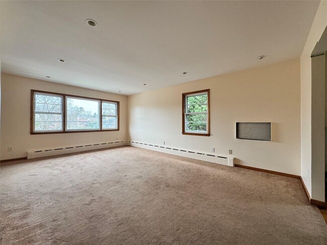 property at 3 Armstrong Ave