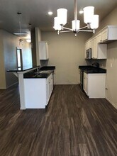 2101 10th St in Lubbock, TX - Building Photo - Building Photo