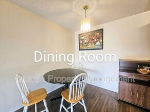 10511-10519 19 Ave NW in Edmonton, AB - Building Photo - Building Photo