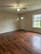 82687 US-59 in Stilwell, OK - Building Photo - Building Photo
