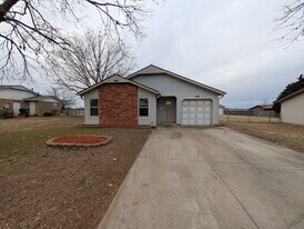 316 S Ave E in Collinsville, OK - Building Photo