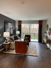 Boulders Lakeview Apartments in North Chesterfield, VA - Building Photo - Building Photo