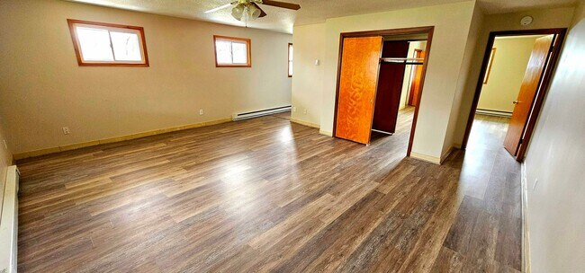 253 Hillside Cir in Mansfield, OH - Building Photo - Building Photo