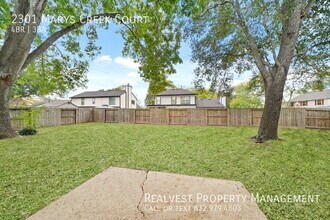 2301 Marys Creek Ct in Pearland, TX - Building Photo - Building Photo