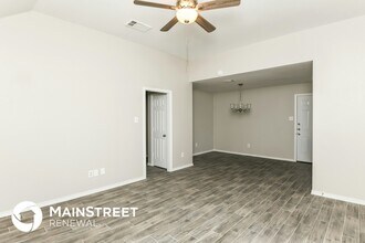 511 N Friou St in Alvarado, TX - Building Photo - Building Photo