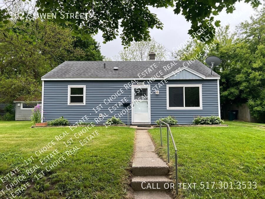 1527 Owen St in Lansing, MI - Building Photo