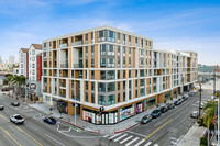 Hub Los Angeles Figueroa in Los Angeles, CA - Building Photo - Building Photo