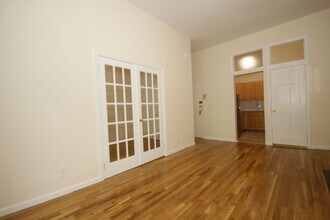 134 W 87th St in New York, NY - Building Photo - Building Photo
