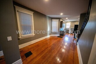139-141-141 E Mithoff St in Columbus, OH - Foto de edificio - Building Photo