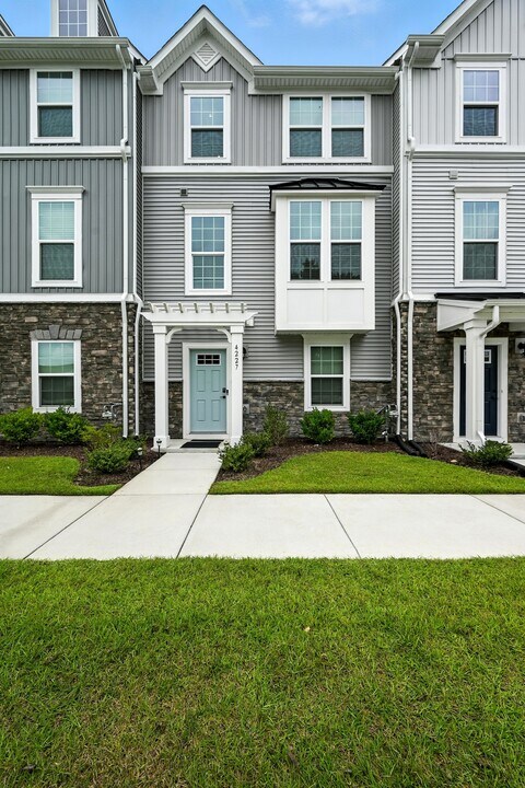 4227 Meander Wy in Chesapeake, VA - Building Photo