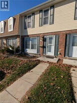 596 Grey St in Brantford, ON - Building Photo