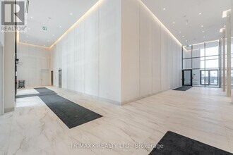 251-251 Masonry Wy in Mississauga, ON - Building Photo - Building Photo
