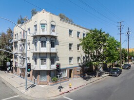 717 N San Joaquin St in Stockton, CA - Building Photo